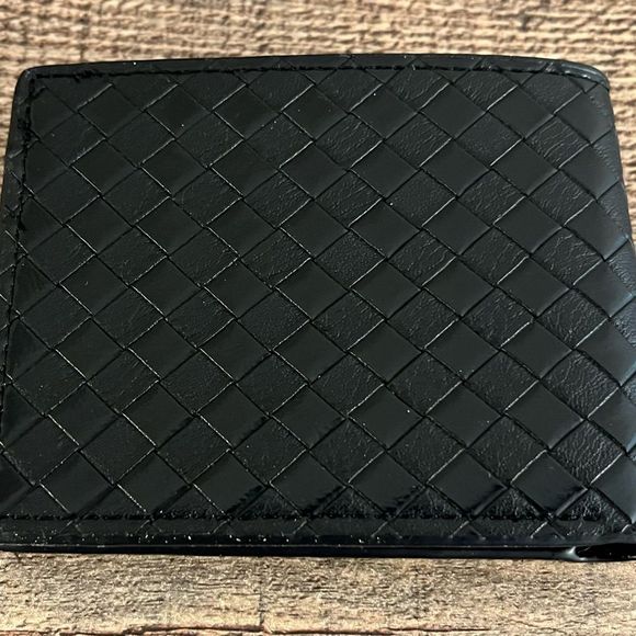 Men’s Bi-Fold Faux Leather Wallet- Laurant Bennet Signature Diamond Pattern - Picture 2 of 7